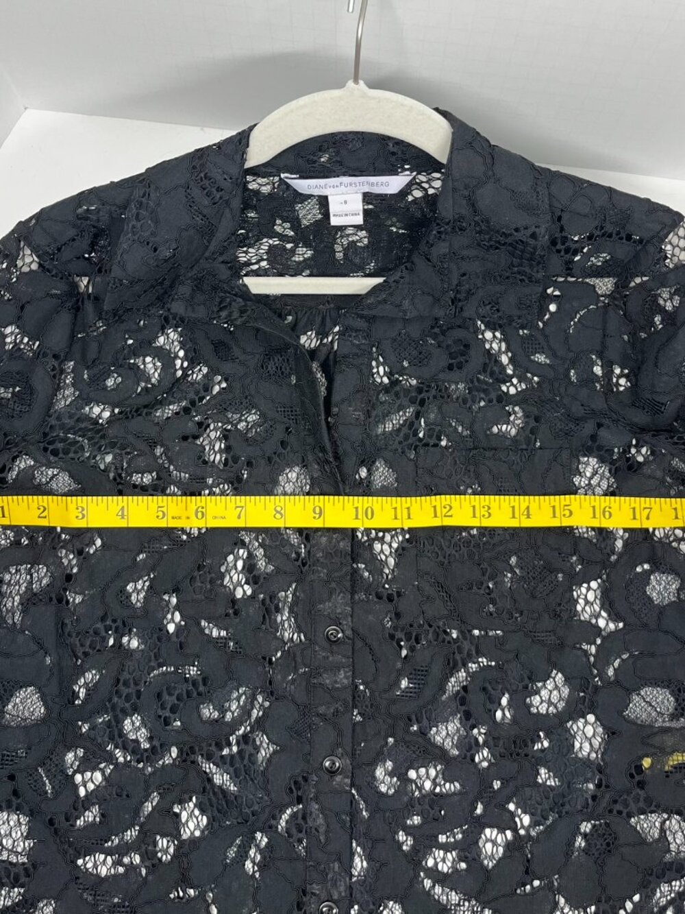 Diane Von Furstenburg Black Lace Crochet Collared Long sleeve Button Down, Sz. 8 - Picture 9 of 11